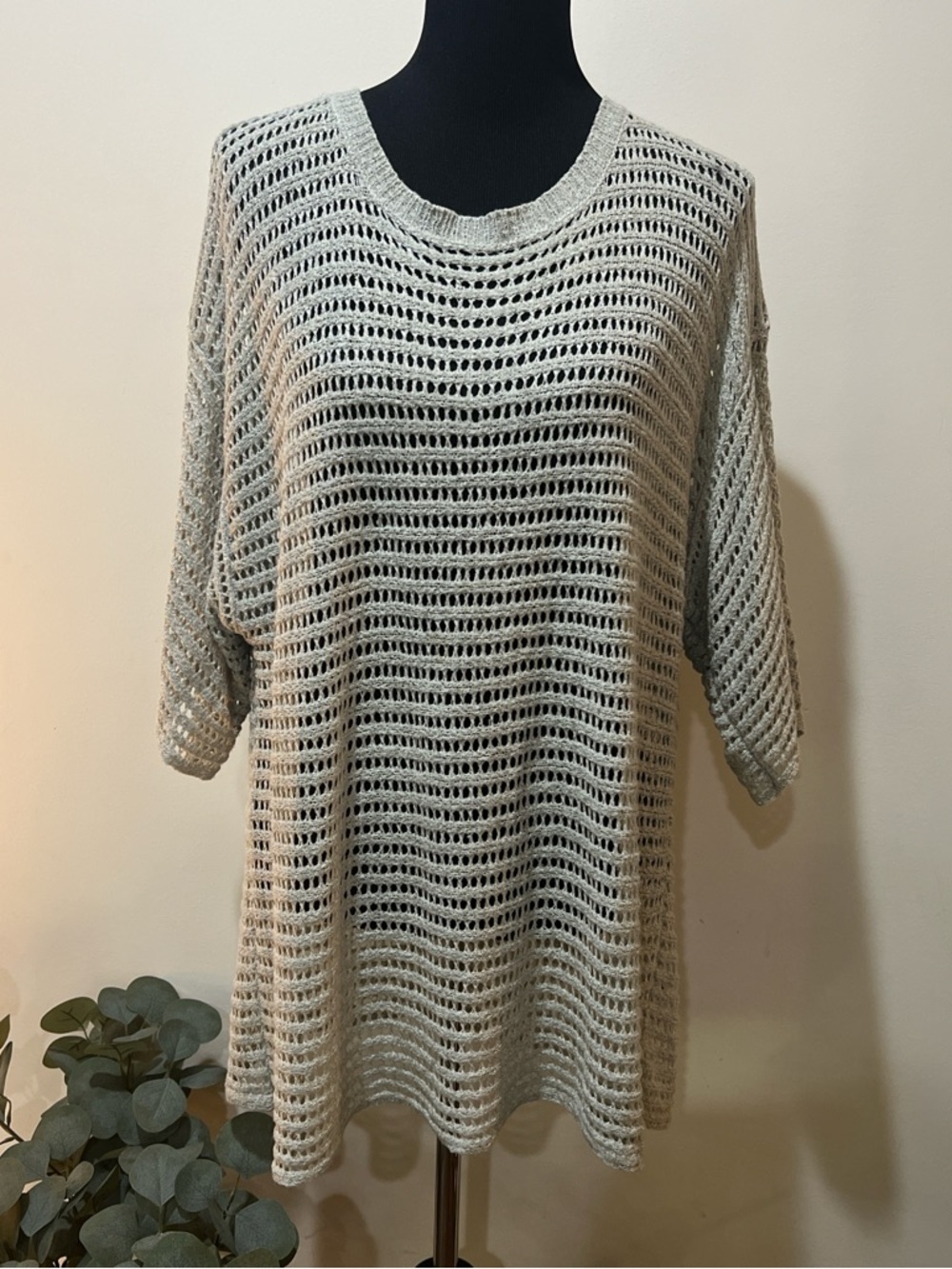 Open-Knit Oversized Tunic Sweater - Light Gray